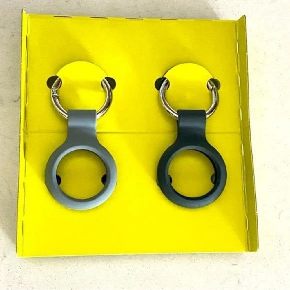Onn protective holder with carabiner style ring for Apple AirTag 4 pack